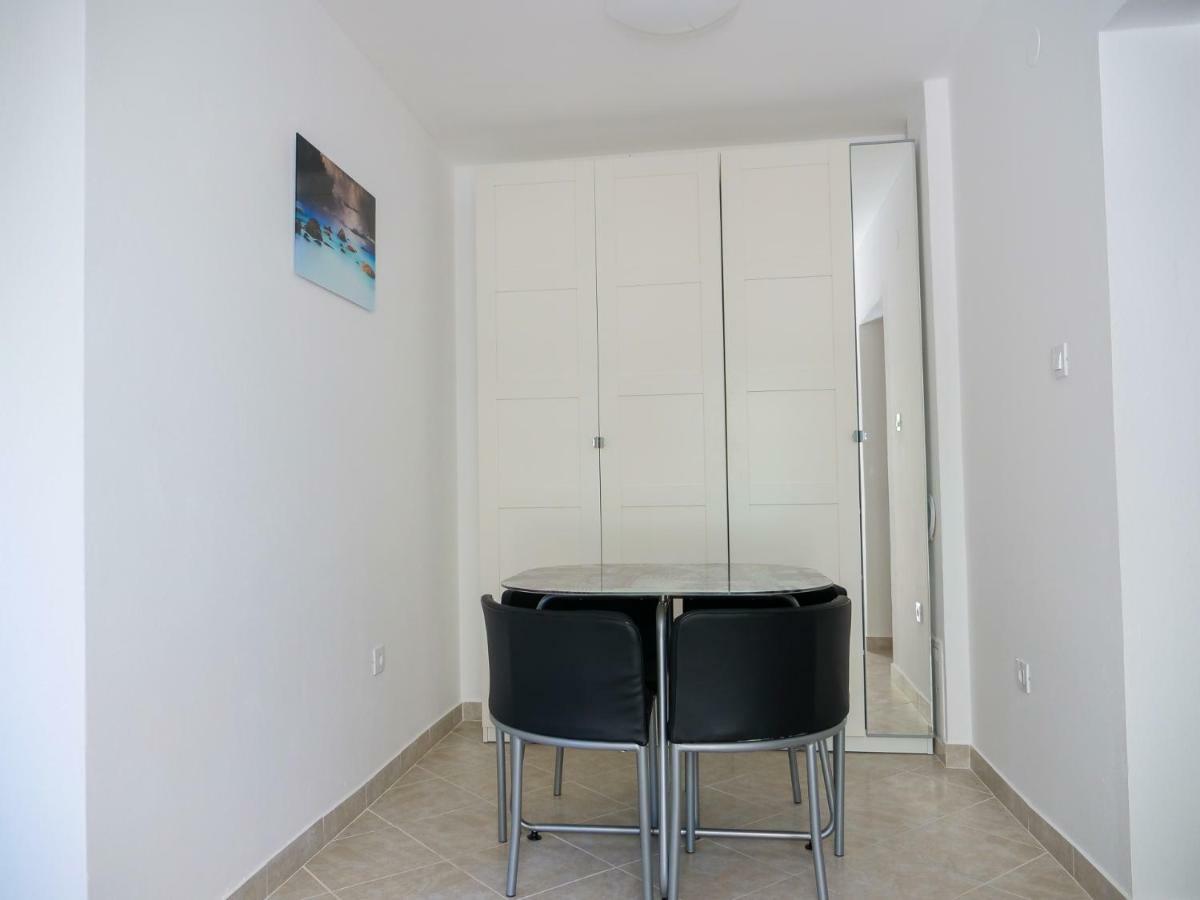 Apartment Spomax Pag Town Zewnętrze zdjęcie