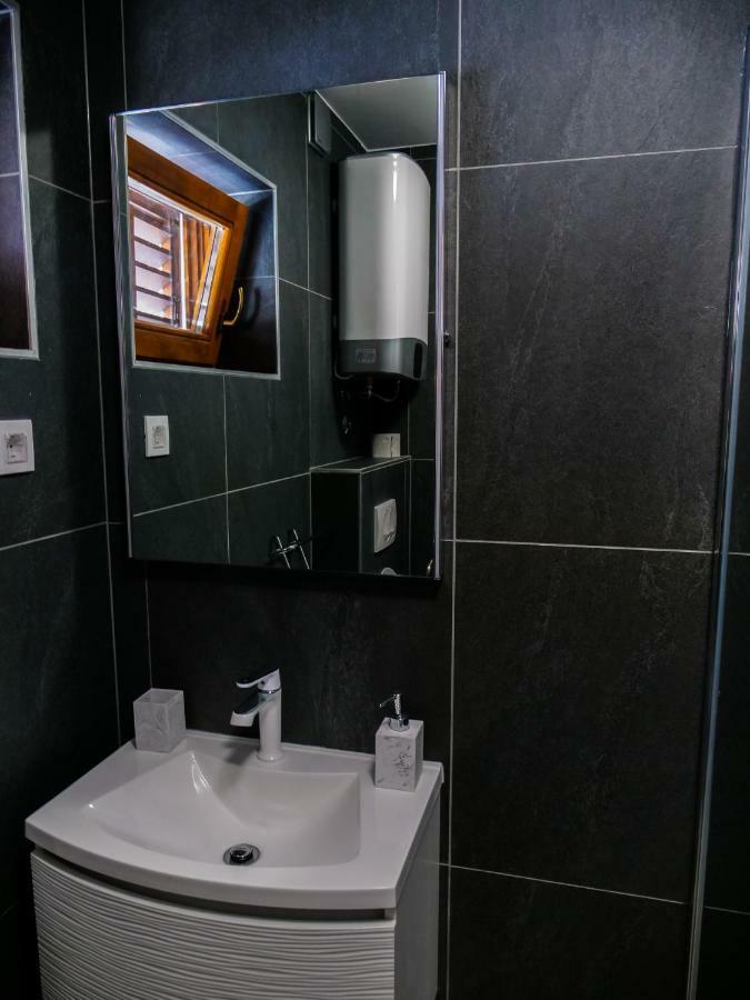 Apartment Spomax Pag Town Zewnętrze zdjęcie